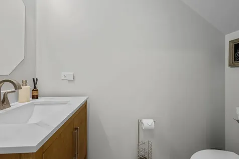 143 Bristol Lane Wood Dale IL 60191