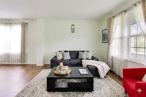 3091 Long Common Parkway Elgin IL 60124