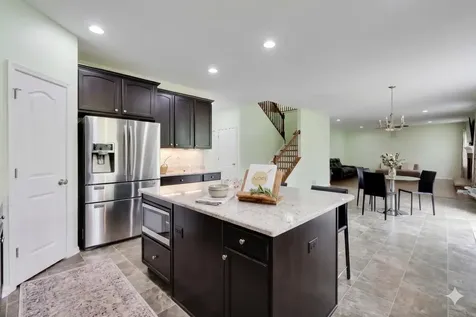 3091 Long Common Parkway Elgin IL 60124
