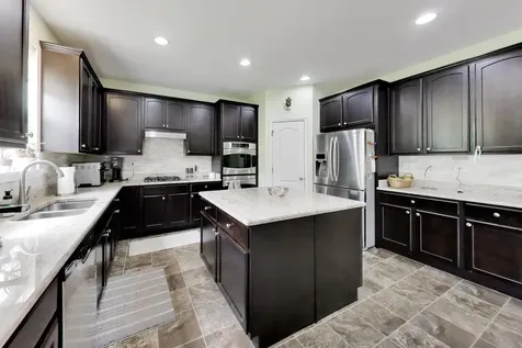 3091 Long Common Parkway Elgin IL 60124