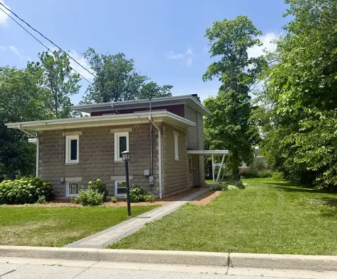 34 South River Street South Elgin IL 60177