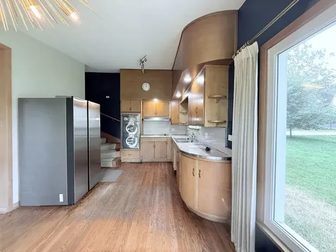 34 South River Street South Elgin IL 60177