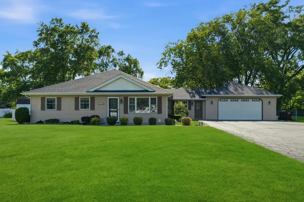 17160 Oriole Avenue Tinley Park IL 60477