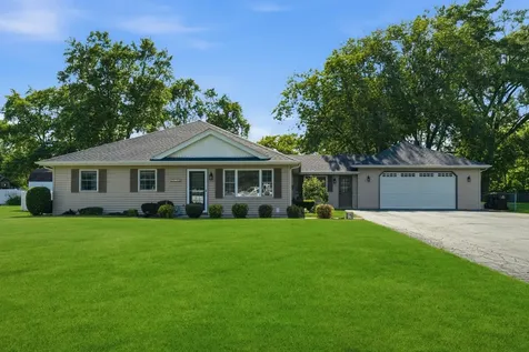 17160 Oriole Avenue Tinley Park IL 60477