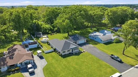 17160 Oriole Avenue Tinley Park IL 60477