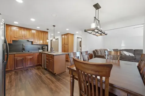 17160 Oriole Avenue Tinley Park IL 60477