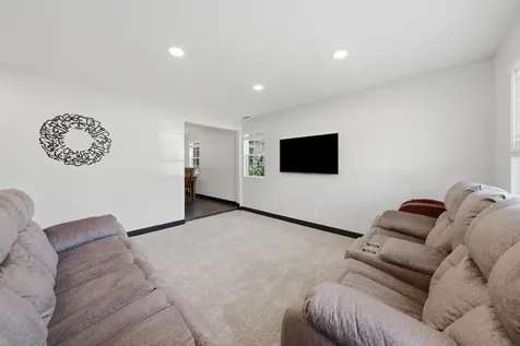 17160 Oriole Avenue Tinley Park IL 60477
