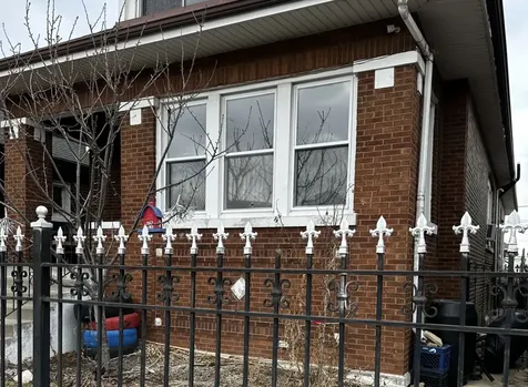 5839 South Sacramento Avenue Chicago IL 60629