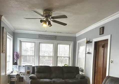 5839 South Sacramento Avenue Chicago IL 60629