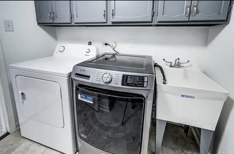 11045 South Theresa Circle Palos Hills IL 60465