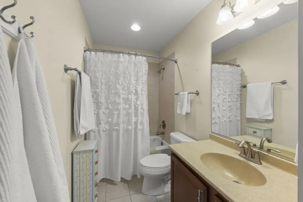 1N003 Richard Avenue Wheaton IL 60187