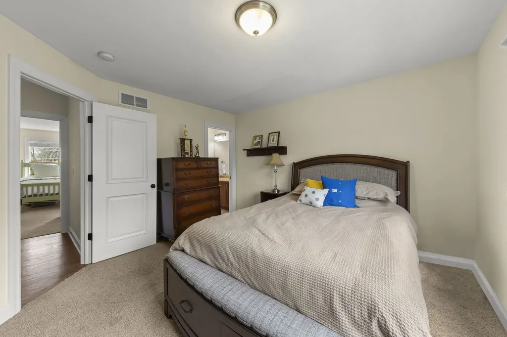 1N003 Richard Avenue Wheaton IL 60187