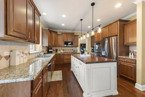 1N003 Richard Avenue Wheaton IL 60187