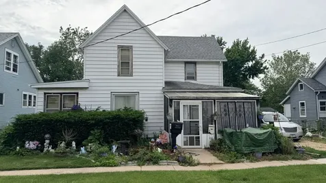 4 South Mulberry Avenue Mount Morris IL 61054
