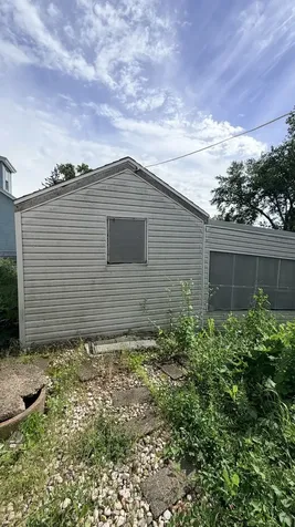 4 South Mulberry Avenue Mount Morris IL 61054