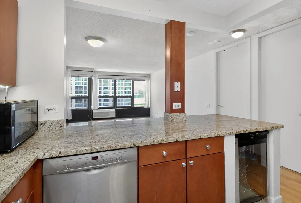 30 East Huron Street Chicago IL 60611