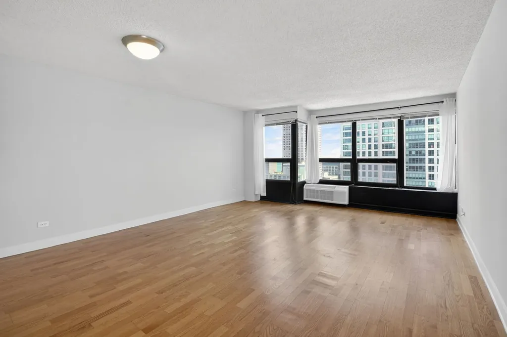 30 East Huron Street Chicago IL 60611