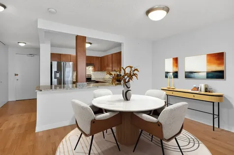 30 East Huron Street Chicago IL 60611