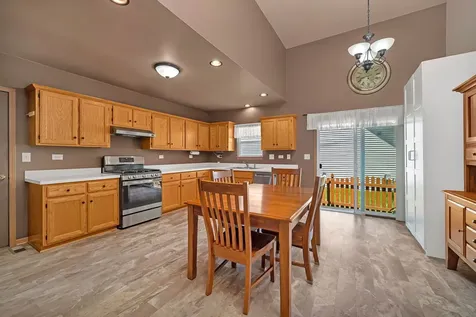 300 Turnbridge Drive Shorewood IL 60404