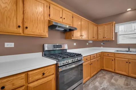 300 Turnbridge Drive Shorewood IL 60404