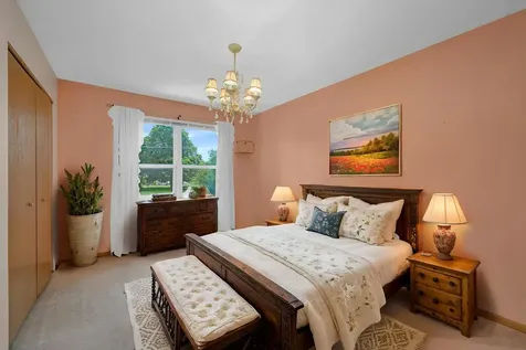 300 Turnbridge Drive Shorewood IL 60404