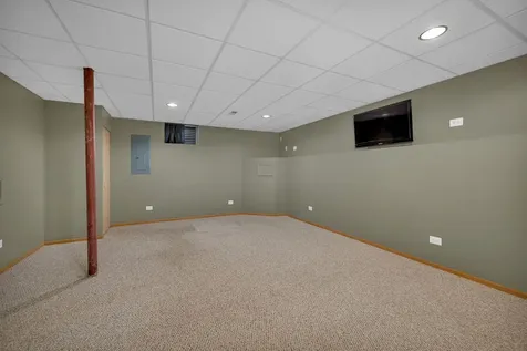 300 Turnbridge Drive Shorewood IL 60404