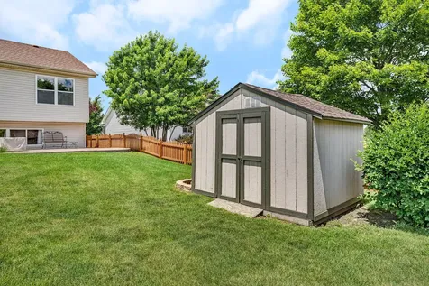 300 Turnbridge Drive Shorewood IL 60404