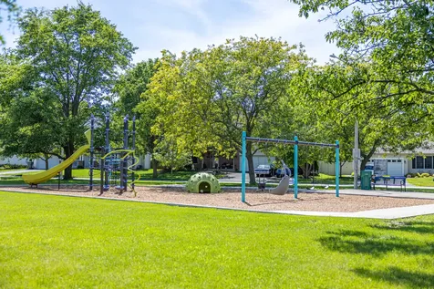 300 Turnbridge Drive Shorewood IL 60404