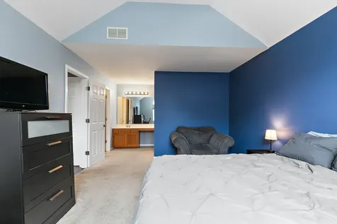 603 Silver Creek Road Woodstock IL 60098