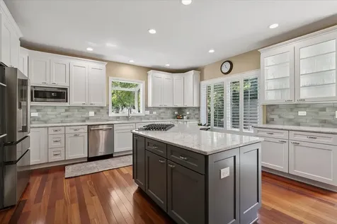 7209 Brae Court Gurnee IL 60031