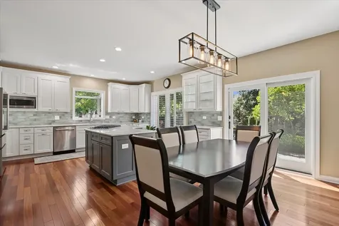 7209 Brae Court Gurnee IL 60031