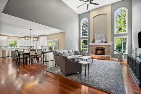 7209 Brae Court Gurnee IL 60031