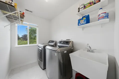 2432 Waterleaf Lane Woodstock IL 60098