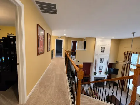 4 Snead Court Bolingbrook IL 60490