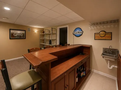 4 Snead Court Bolingbrook IL 60490