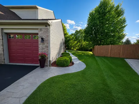4 Snead Court Bolingbrook IL 60490