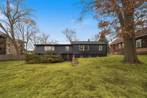 1809 Jefferson Avenue Glenview IL 60025