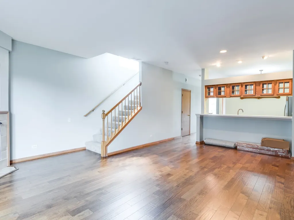 2535 Carrolwood Road Naperville IL 60540