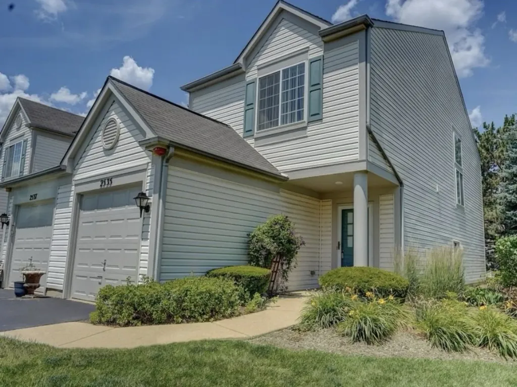 2535 Carrolwood Road Naperville IL 60540