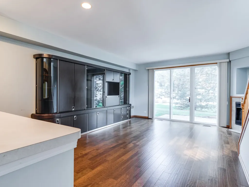 2535 Carrolwood Road Naperville IL 60540