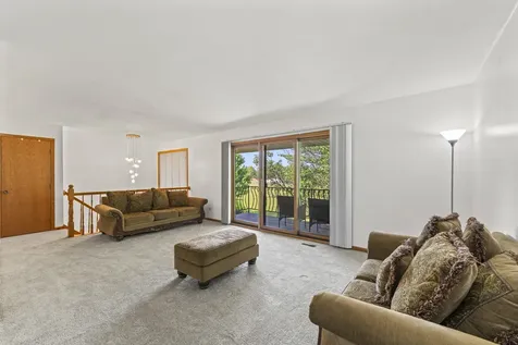 16036 Pine Drive Tinley Park IL 60477