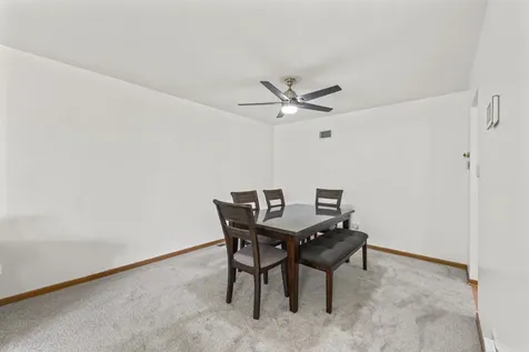 16036 Pine Drive Tinley Park IL 60477