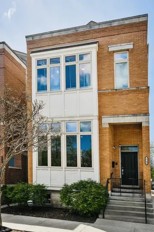1742 North Bissell Street Chicago IL 60614
