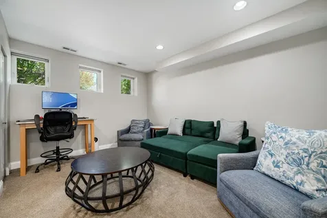 1742 North Bissell Street Chicago IL 60614