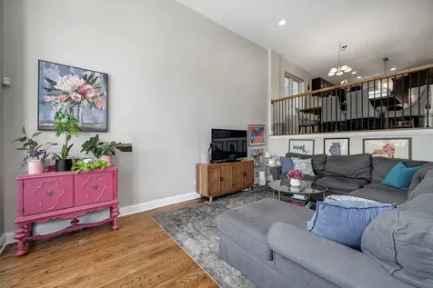 1742 North Bissell Street Chicago IL 60614
