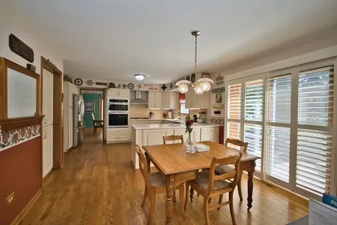 248 Perth Road Cary IL 60013