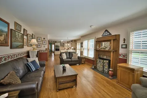 248 Perth Road Cary IL 60013