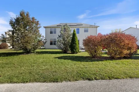 9 Lake Plumleigh Court Algonquin IL 60102