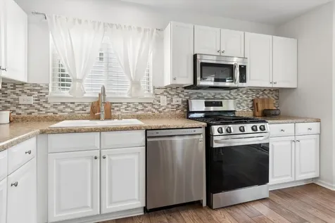 840 Violet Circle Naperville IL 60540