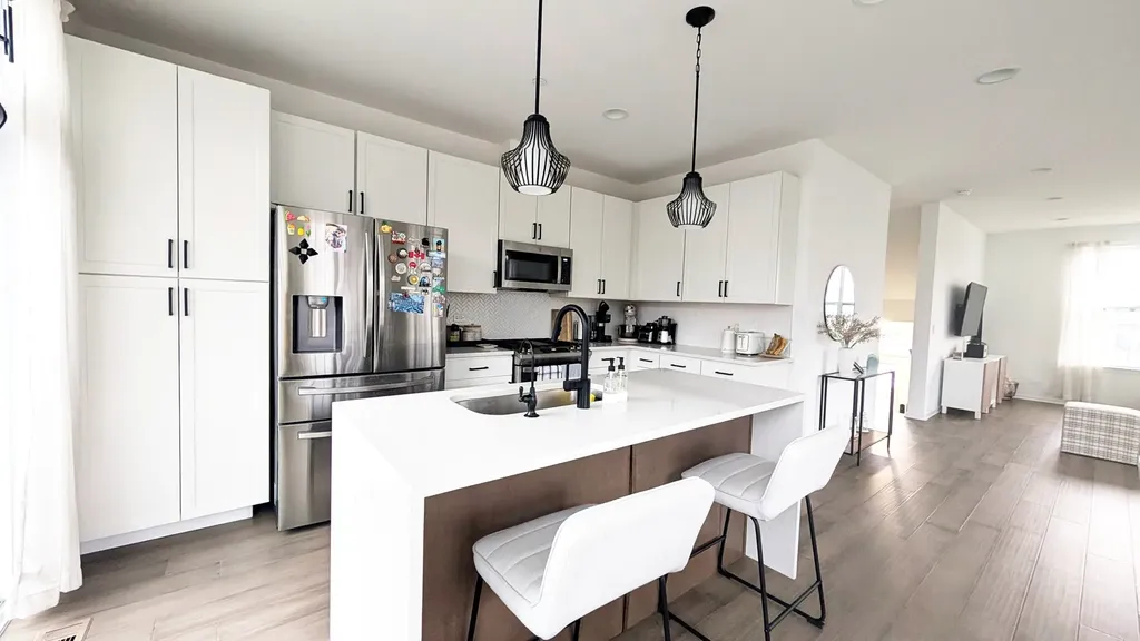 30W011 Brayman Court Warrenville IL 60563